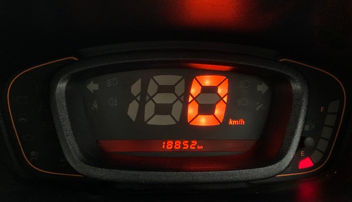 2018 Renault Kwid RXL, Petrol, Manual, 19,048 km, Odometer Image