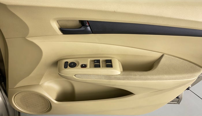2010 Honda City S MT PETROL, Petrol, Manual, 39,852 km, Driver Side Door Panels Control