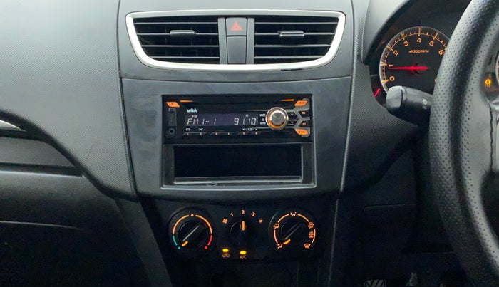 2016 Maruti Swift VXI, Petrol, Manual, 70,740 km, Air Conditioner