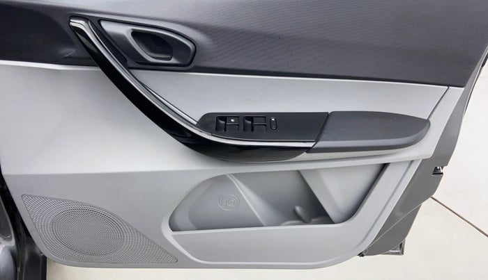 2020 Tata Tiago XT 1.2 REVOTRON, Petrol, Manual, 5,423 km, Driver Side Door Panels Controls