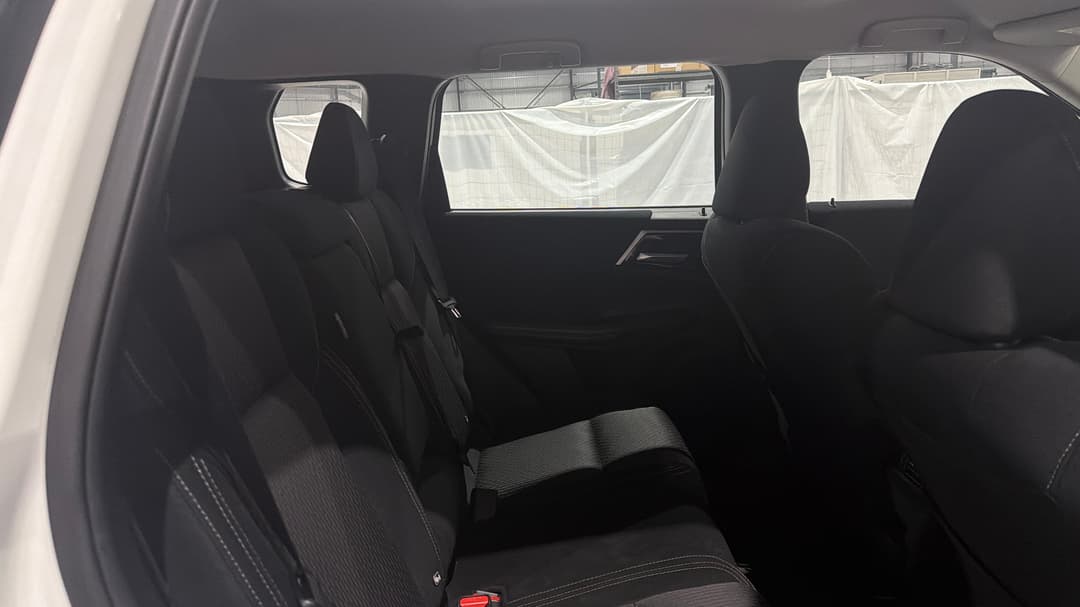 2024 Mitsubishi Outlander Es 5 Seat (2WD), Automatic, 57704 km, Right Side Rear Door Cabin View