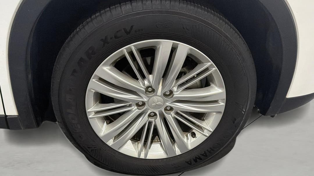 2024 Mitsubishi Outlander Es 5 Seat (2WD), Automatic, 57704 km, Right Front Wheel