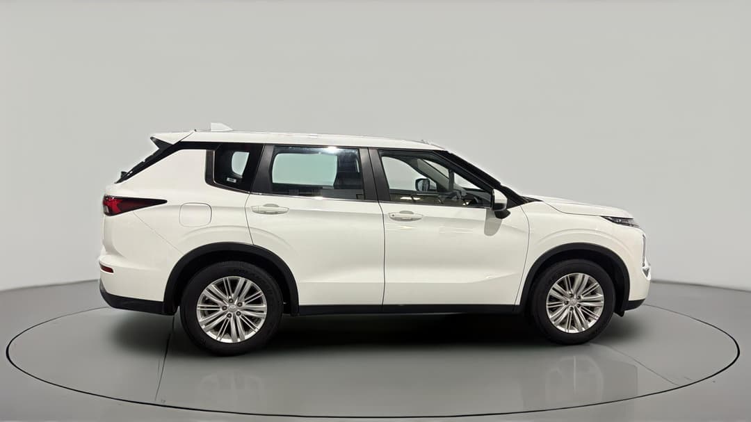 2024 Mitsubishi Outlander Es 5 Seat (2WD), Automatic, 57704 km, Right Side View