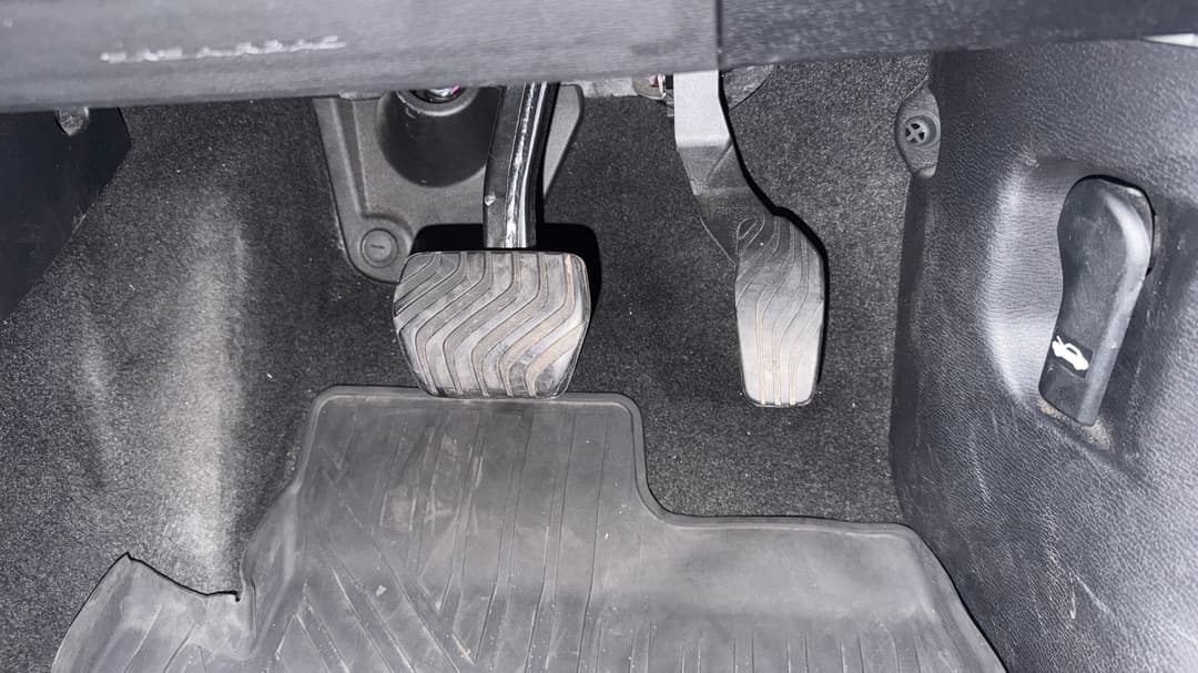 2024 Mitsubishi Outlander Es 5 Seat (2WD), Automatic, 57704 km, Pedals and Footmat