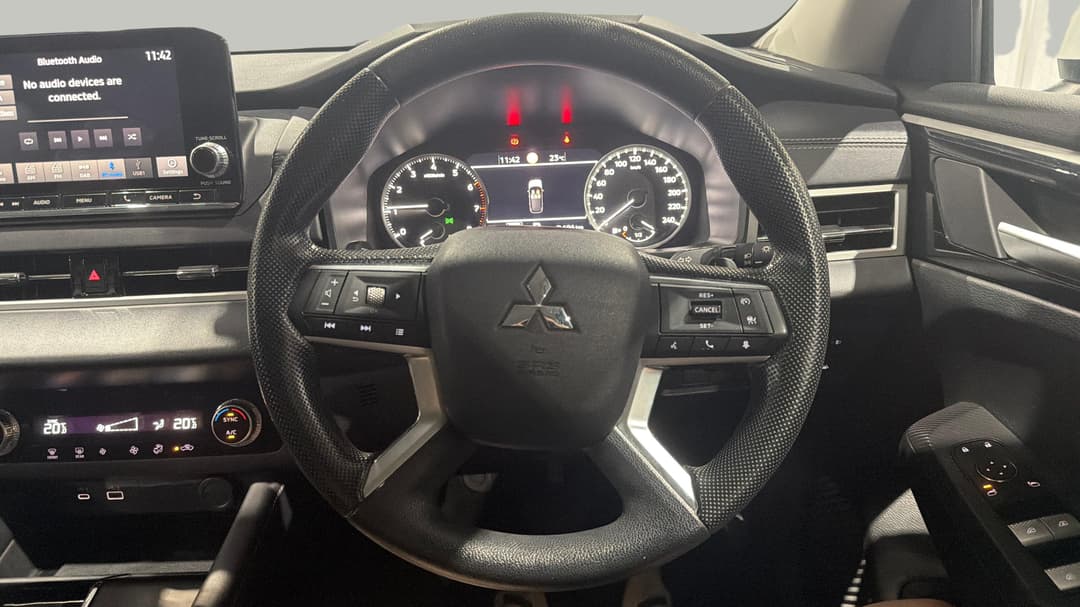 2024 Mitsubishi Outlander Es 5 Seat (2WD), Automatic, 57704 km, Steering Wheel Close-up