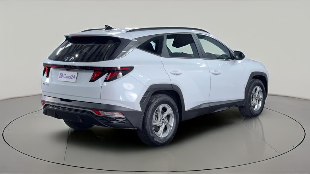 Right Back Diagonal (45- Degree) View