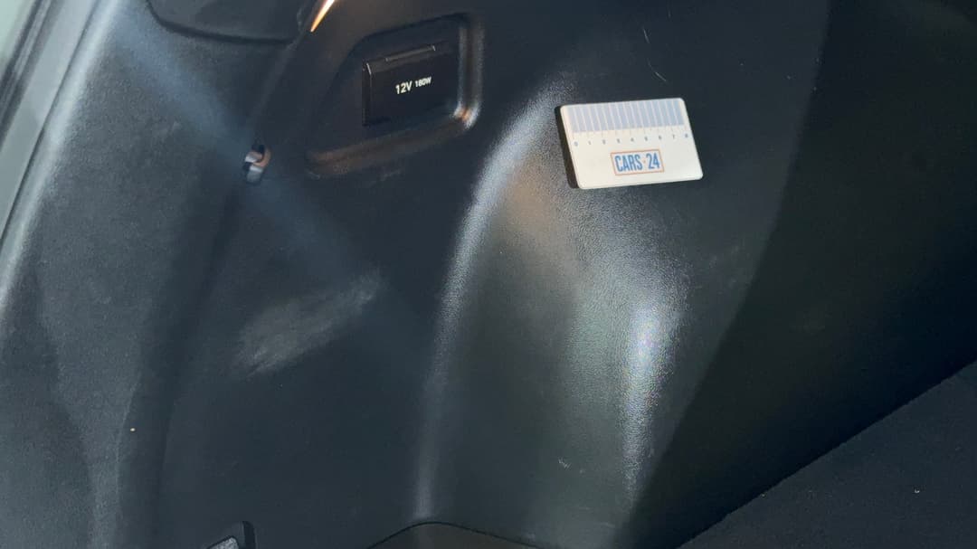 Boot Interior Scratch