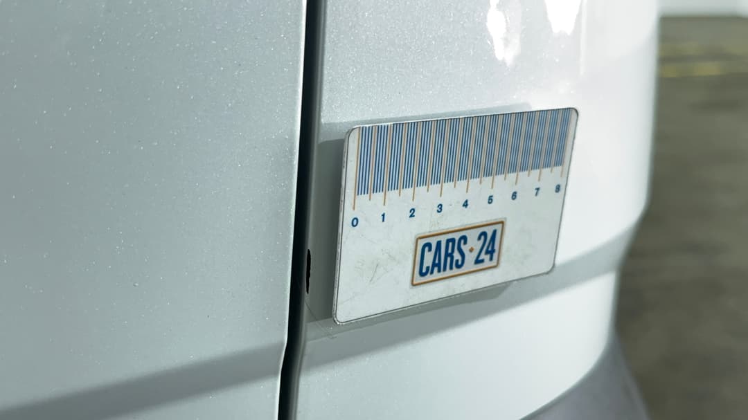 Quarter Panel Rear RHS Scratch