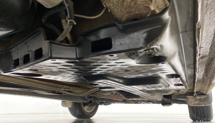 2014 Volkswagen Polo HIGHLINE1.2L PETROL, Petrol, Manual, 75,226 km, Right Side Underbody