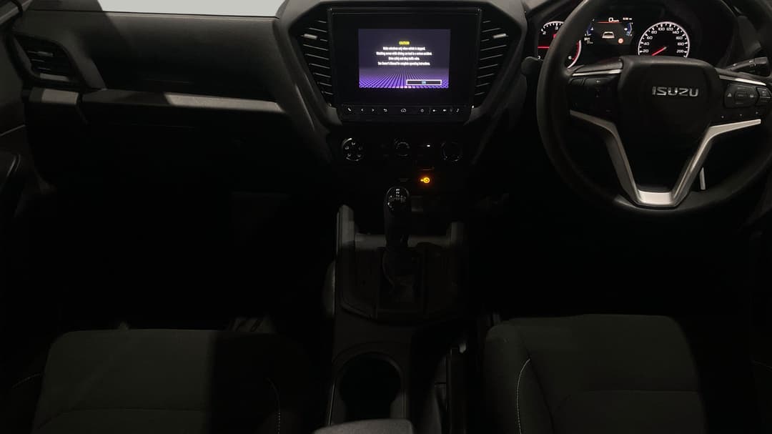 2023 Isuzu D-MAX Sx (4x2) High-ride, Automatic, 38456 km, Center Console