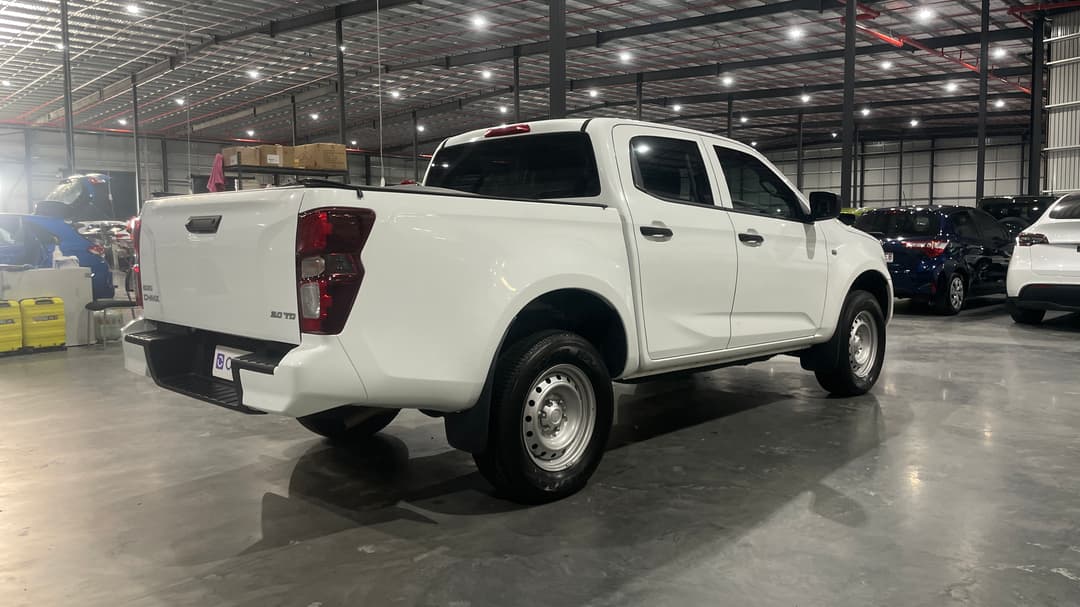 2023 Isuzu D-MAX Sx (4x2) High-ride, Automatic, 38456 km, Right Back Diagonal (45- Degree) View