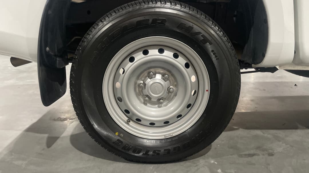 2023 Isuzu D-MAX Sx (4x2) High-ride, Automatic, 38456 km, Right Rear Wheel