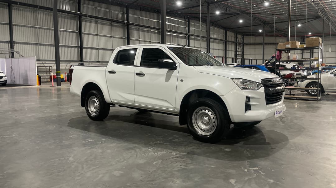 2023 Isuzu D-MAX Sx (4x2) High-ride, Automatic, 38456 km, Right Front Diagonal (45- Degree) View