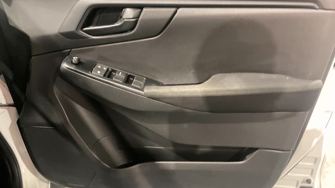 2023 Isuzu D-MAX Sx (4x2) High-ride, Automatic, 38456 km, Speaker View