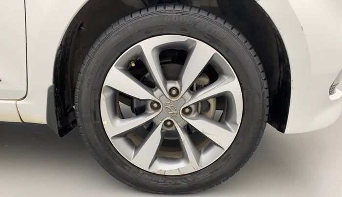 2016 Hyundai Elite i20 ASTA 1.2 (O), Petrol, Manual, 50,806 km, Right Front Wheel