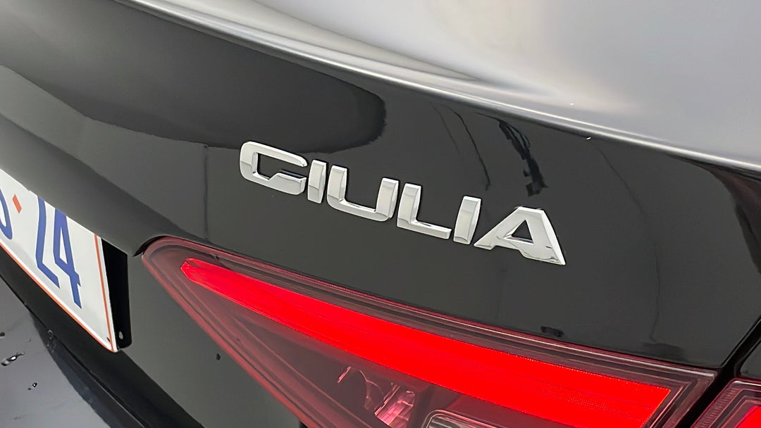 Badge (Boot Right Side)