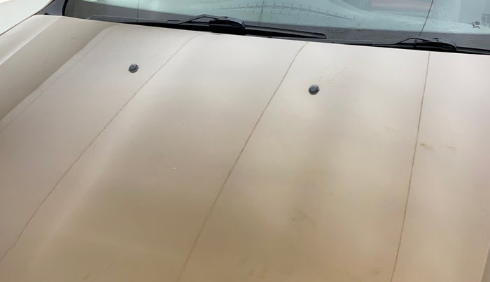 2018 Renault Duster RXS CVT, Petrol, Automatic, 60,390 km, Bonnet (hood) - Minor scratches