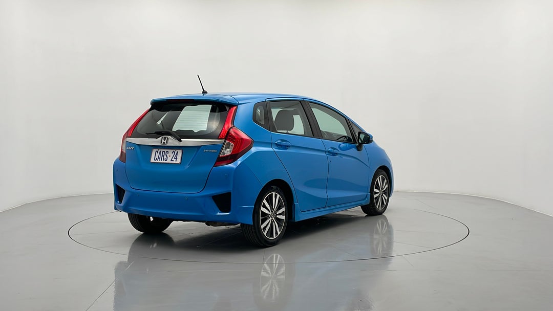 Right Back Diagonal (45- Degree) View