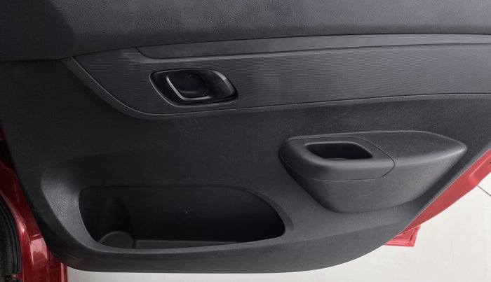2015 Renault Kwid RXT Opt, Petrol, Manual, 59,571 km, Driver Side Door Panels Control