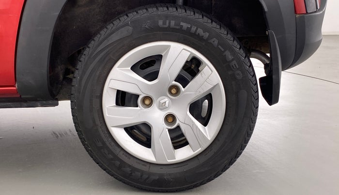 2015 Renault Kwid RXT Opt, Petrol, Manual, 59,571 km, Left Rear Wheel