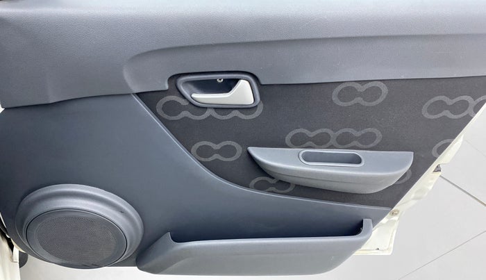 2015 Maruti Alto 800 LXI, Petrol, Manual, 25,060 km, Driver Side Door Panels Control