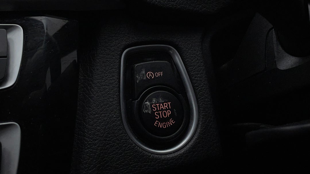 2018 BMW 3 20i M Sport, Automatic, 110737 km, Keyless / Button Start