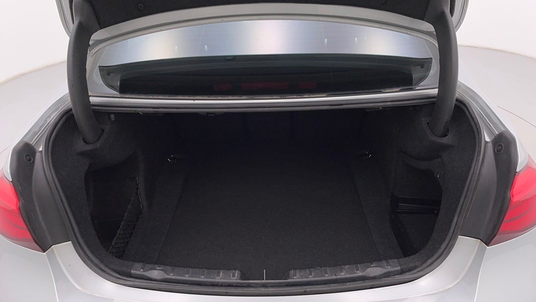 2018 BMW 3 20i M Sport, Automatic, 110737 km, Boot Inside View