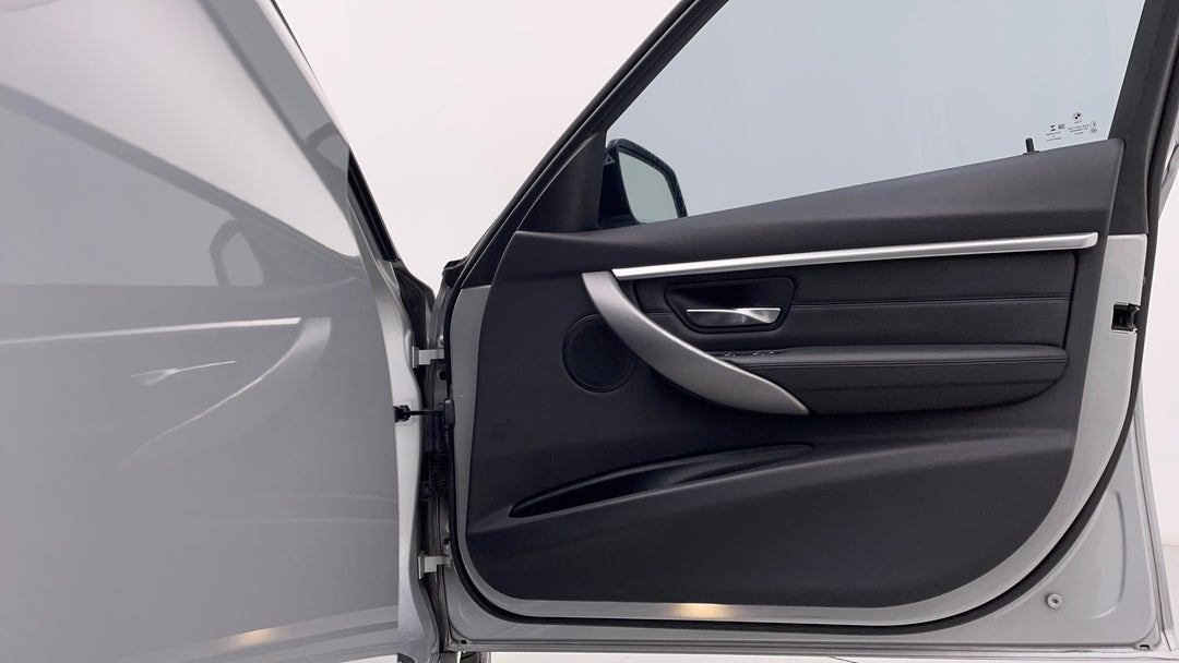 2018 BMW 3 20i M Sport, Automatic, 110737 km, Speaker View