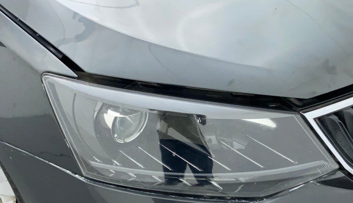 2019 Skoda Rapid AMBITION 1.5 TDI AT, Diesel, Automatic, 90,635 km, Right headlight - Minor scratches