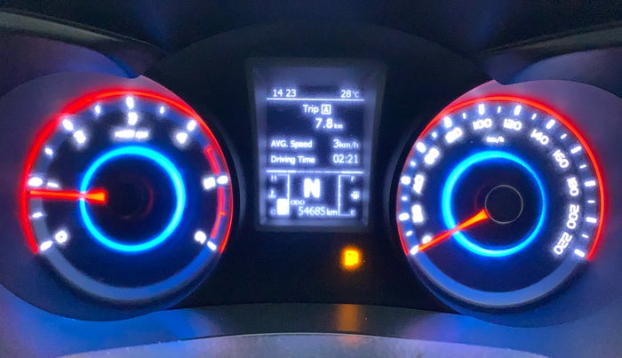 2019 Mahindra XUV300 W8 (O) 1.5 DIESEL AMT, Diesel, Automatic, 54,846 km, Odometer Image