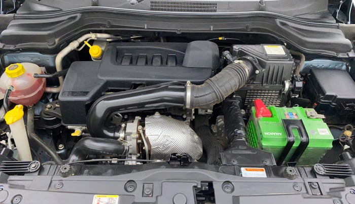 2019 Mahindra XUV300 W8 (O) 1.5 DIESEL AMT, Diesel, Automatic, 54,846 km, Open Bonet