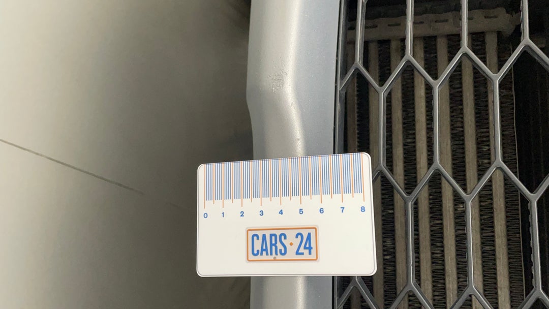 Bumper Front Scratch