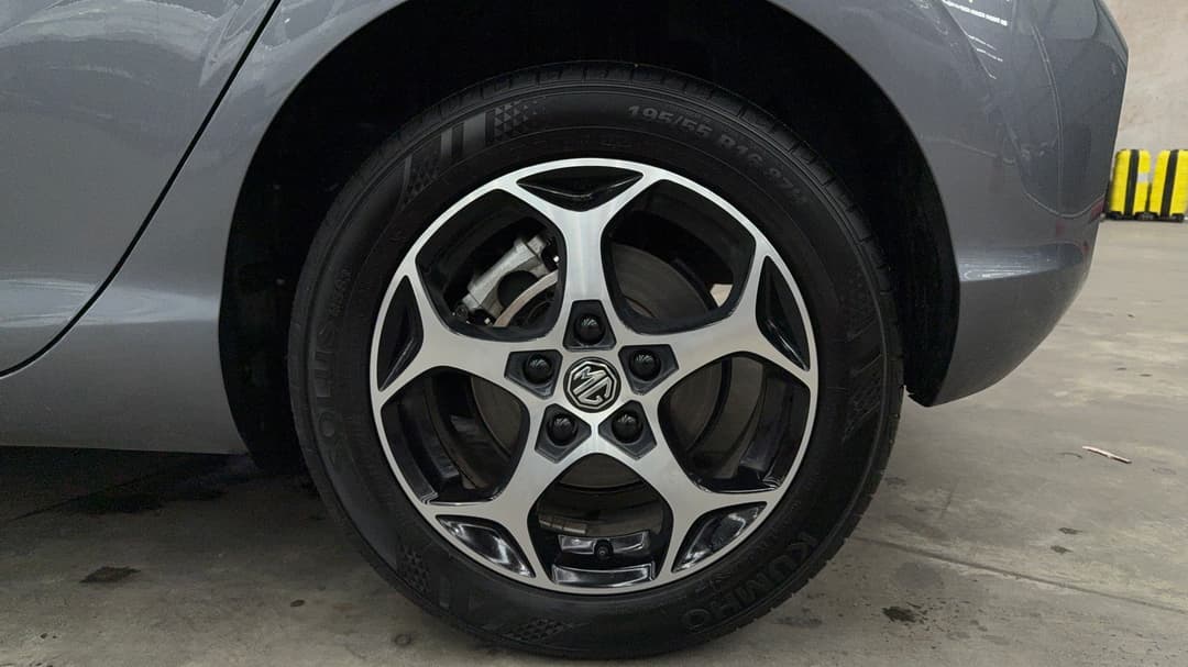 2024 MG Mg3 Essence, Automatic, 22275 km, Left Rear Wheel