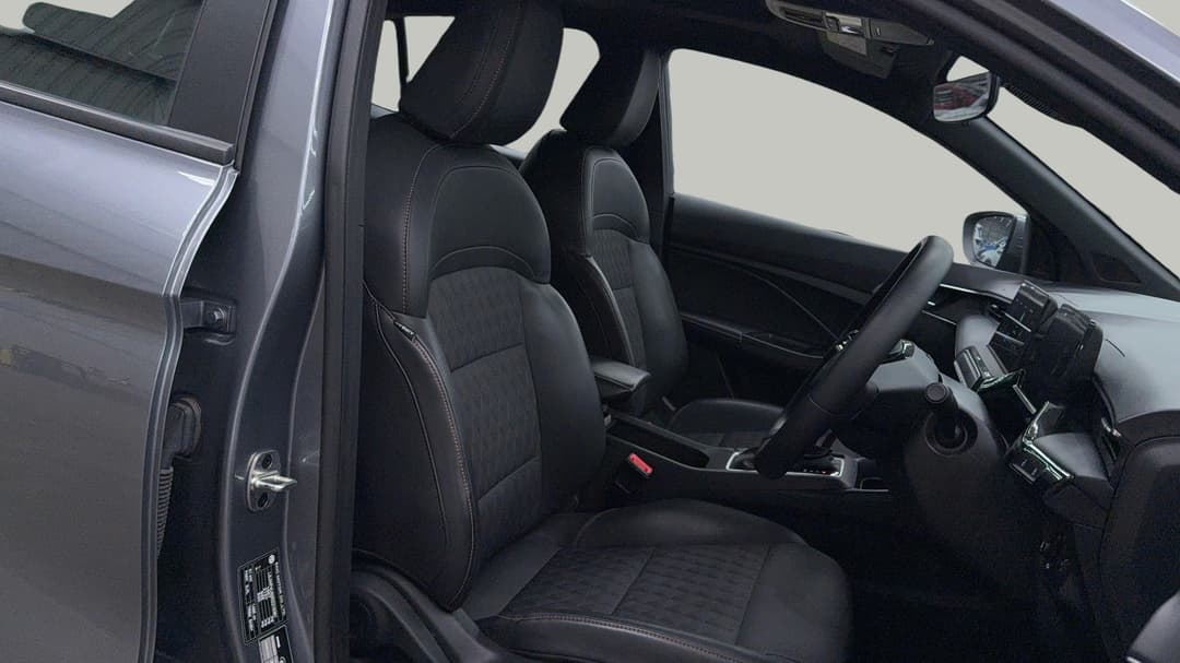 2024 MG Mg3 Essence, Automatic, 22275 km, Right Side Front Door Cabin View
