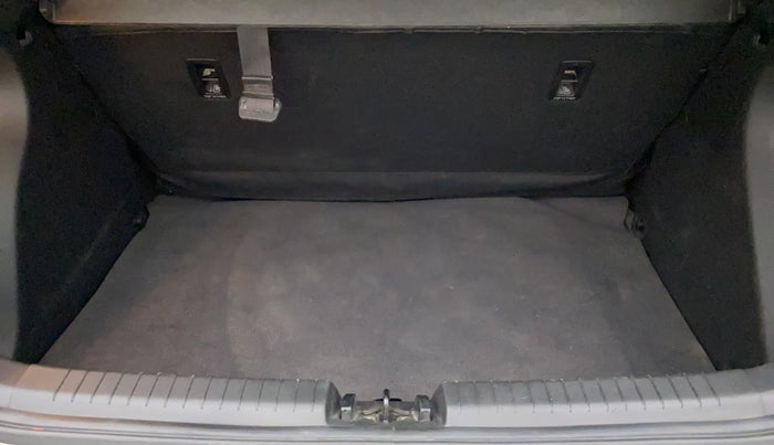 2018 Hyundai Elite i20 ASTA 1.2 (O), Petrol, Manual, 40,464 km, Boot Inside