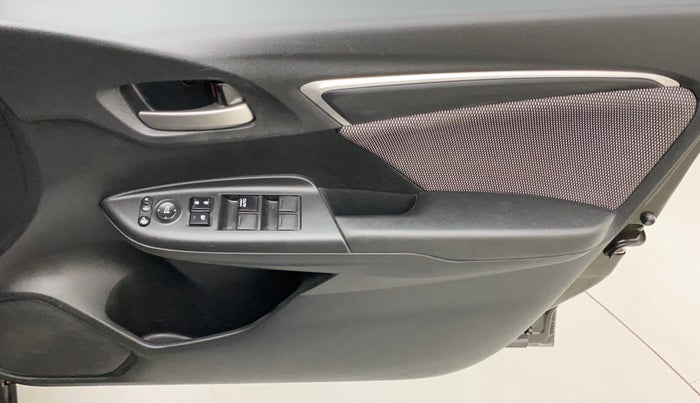 2018 Honda WR-V 1.5L I-DTEC VX MT, Diesel, Manual, 78,793 km, Driver Side Door Panels Control