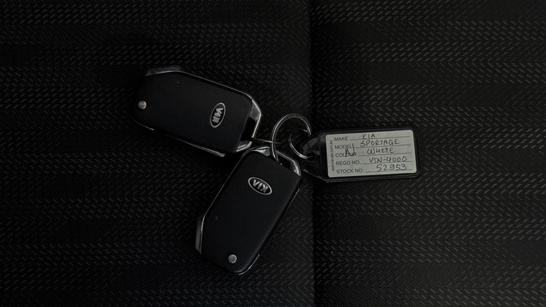 2020 Kia Sportage S (FWD), Automatic, 70352 km, Key Close-up