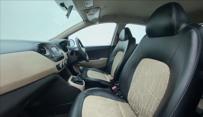 2019 Hyundai Grand i10 MAGNA 1.2 KAPPA VTVT, Petrol, Manual, 21,104 km, Right Side Front Door Cabin