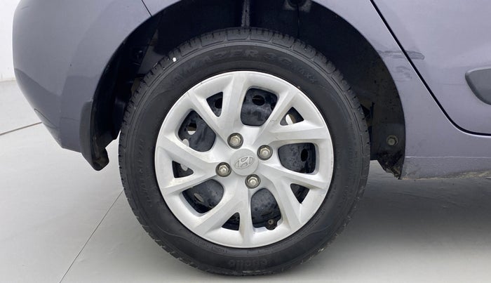 2019 Hyundai Grand i10 MAGNA 1.2 KAPPA VTVT, Petrol, Manual, 21,104 km, Right Rear Wheel