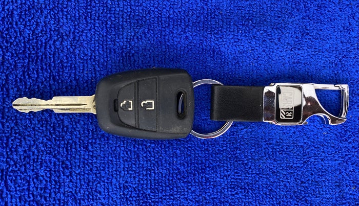 2019 Hyundai Grand i10 MAGNA 1.2 KAPPA VTVT, Petrol, Manual, 21,104 km, Key Close Up