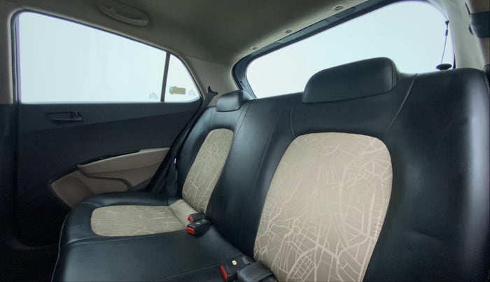 2019 Hyundai Grand i10 MAGNA 1.2 KAPPA VTVT, Petrol, Manual, 21,104 km, Right Side Rear Door Cabin