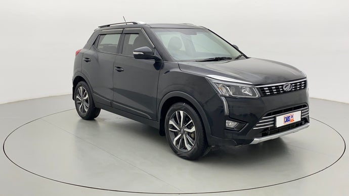 2019 Mahindra XUV 3OO W8(O)