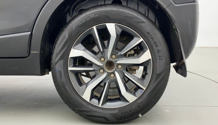 2019 Mahindra XUV300 W8(O), Diesel, Manual, 84,472 km, Left Rear Wheel