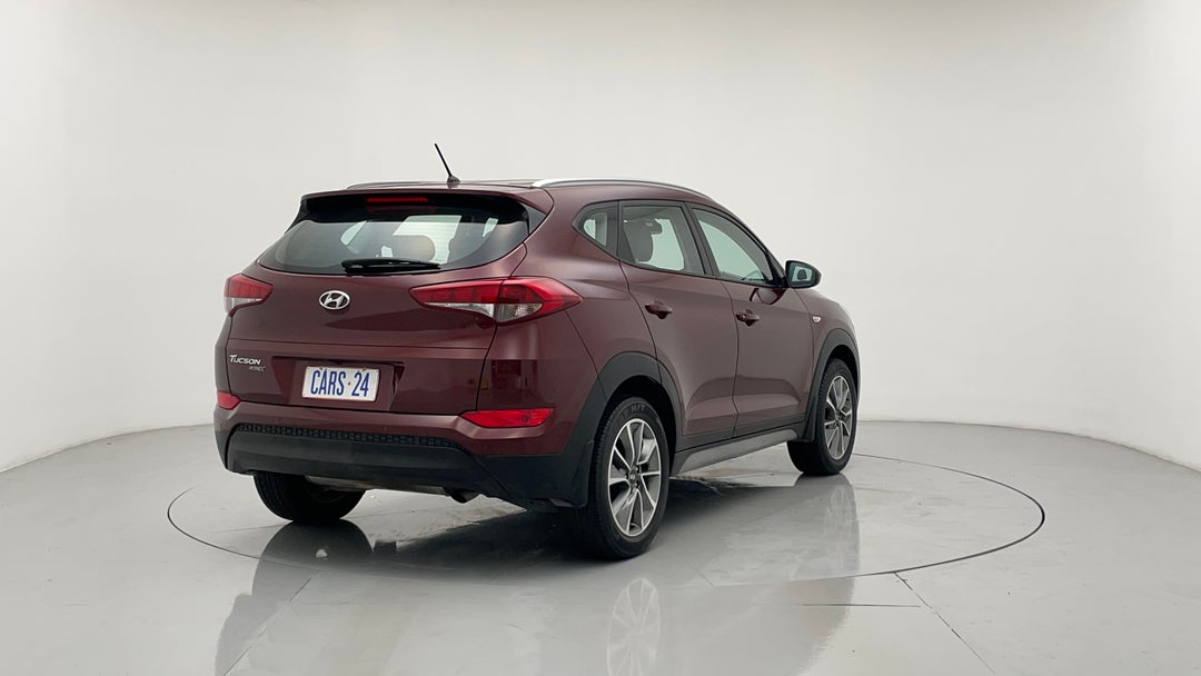 Right Back Diagonal (45- Degree) View