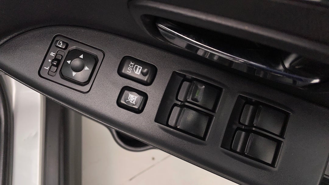 Drivers Side Door Panel Controls