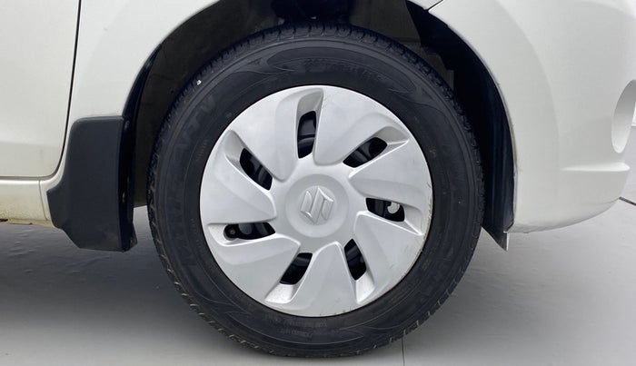 2015 Maruti Celerio VXI AGS, Petrol, Automatic, 8,102 km, Right Front Wheel