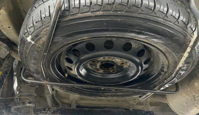 2015 Maruti Ertiga VXI, Petrol, Manual, 93,150 km, Spare Tyre