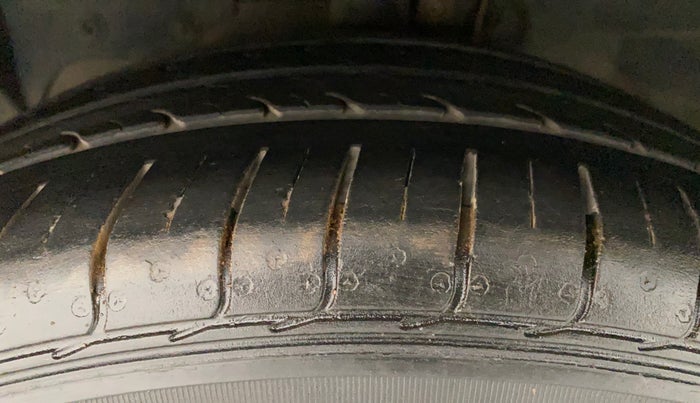 2019 Ford FREESTYLE TITANIUM PLUS 1.5 DIESEL, Diesel, Manual, Left Front Tyre Tread