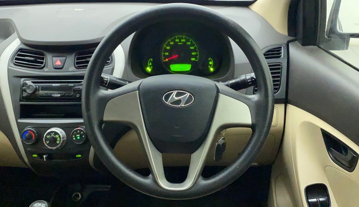 2017 Hyundai Eon ERA PLUS (O), Petrol, Manual, 27,844 km, Steering Wheel Close Up