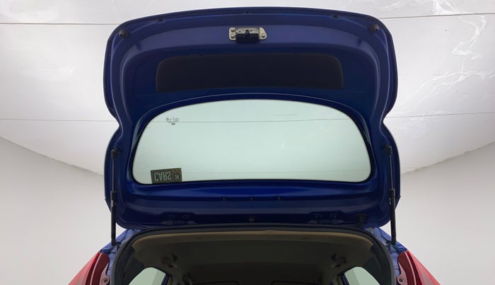 2017 Hyundai Eon ERA PLUS (O), Petrol, Manual, 27,844 km, Boot Door Open